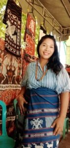Sofia Hebi,  Fashion Desainer asal Sumba Timur : Berani Espansi  terinspirasi Erwin Yuan